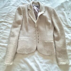 Elie Tahari virgin wool skirt suite